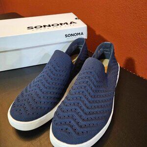 NWT! Sonoma Goods for Life Catahoula size 7.5 slip on Navy shoe